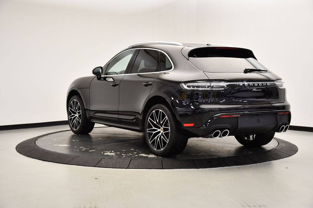 2024 Porsche Macan  3