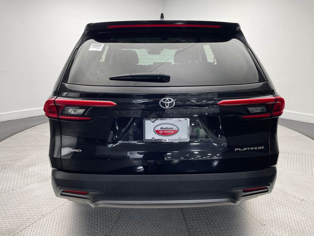 Thumbnail: 2024 Toyota Grand Highlander - 6