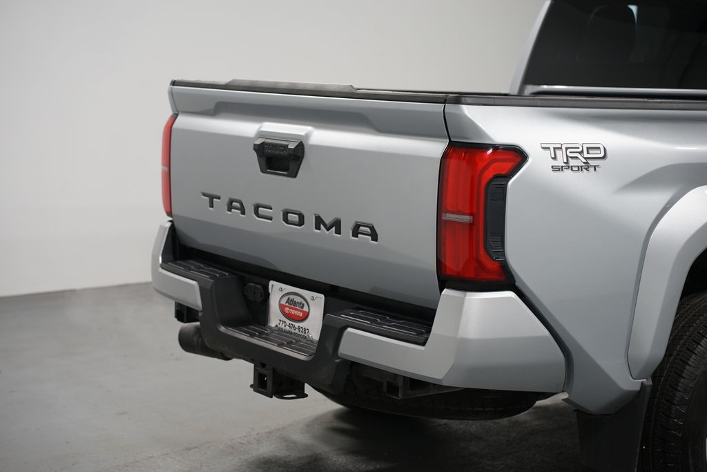 Thumbnail: 2024 Toyota Tacoma - 9