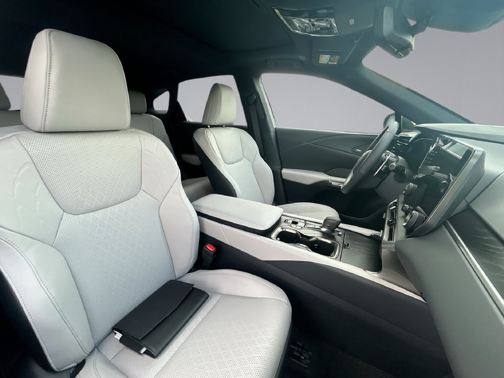 Thumbnail: 2026 Lexus RX - 4