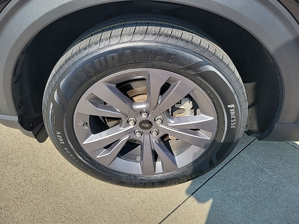 Used 2024 Ford Explorer SUV
