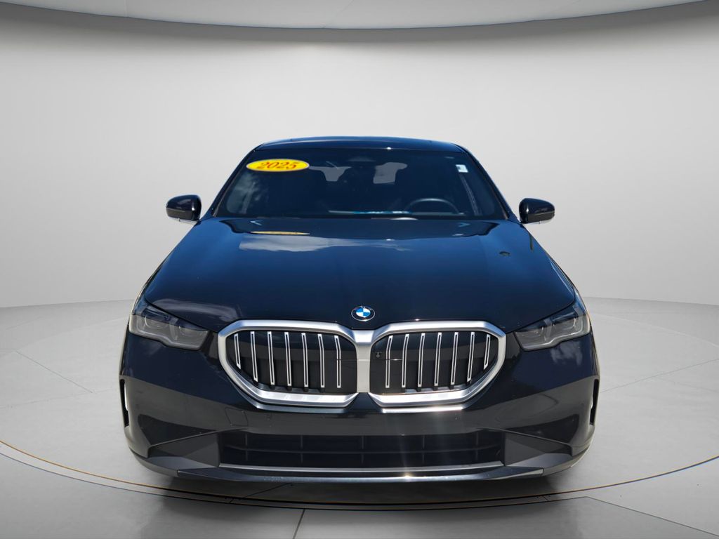 2025 BMW 530i - $34,685