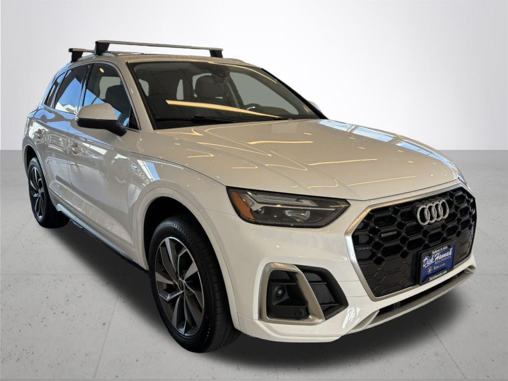 2023 Audi Q5 45 S line Premium