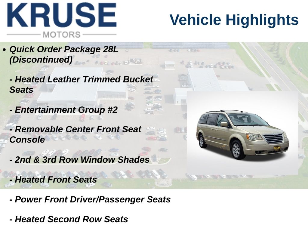 2010 Chrysler Town & Country Touring
