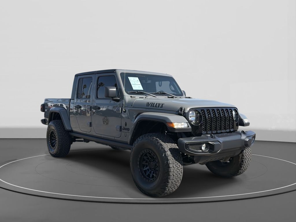 Used 2023 Jeep Gladiator Willys 4D Crew Cab