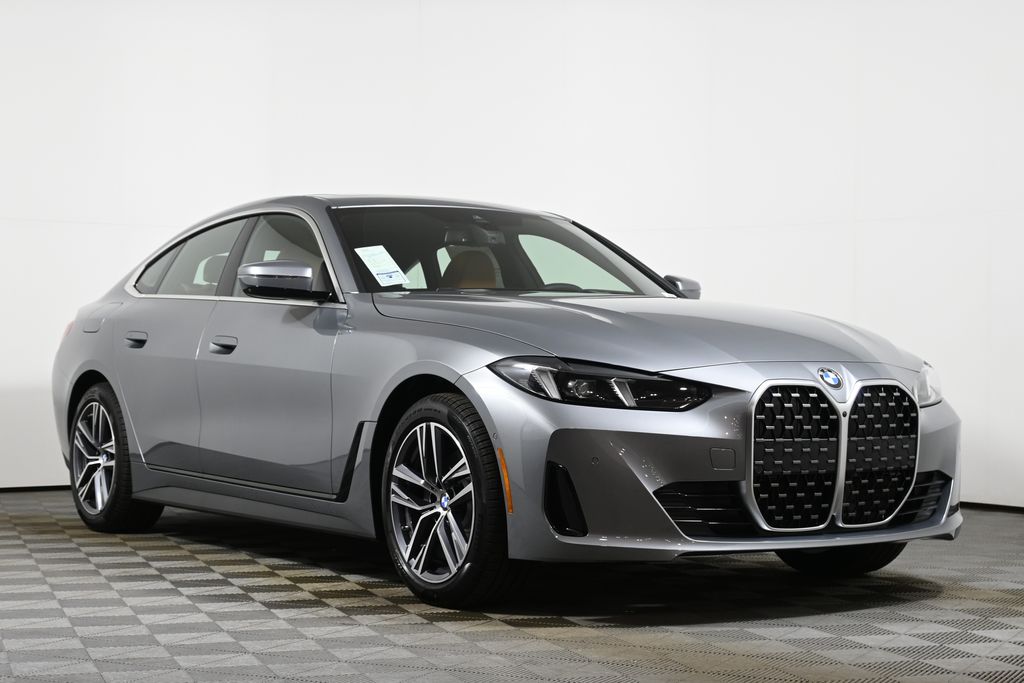 Thumbnail: 2026 BMW 4 Series - 9