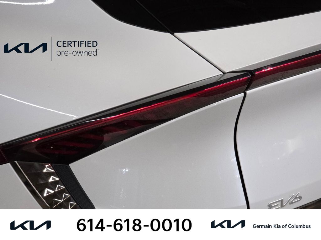 Certified Used 2023 White Kia GT-Line image 15