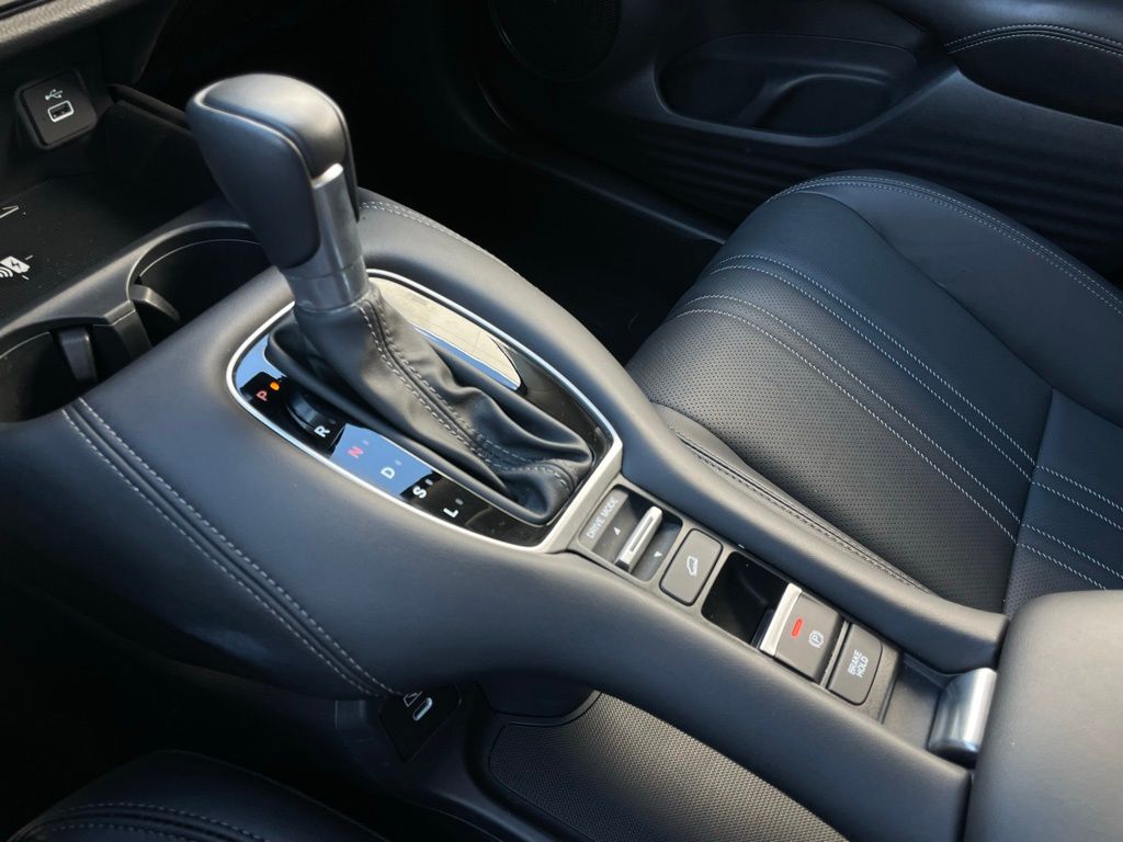 2025 Honda HR-V EX-L 19