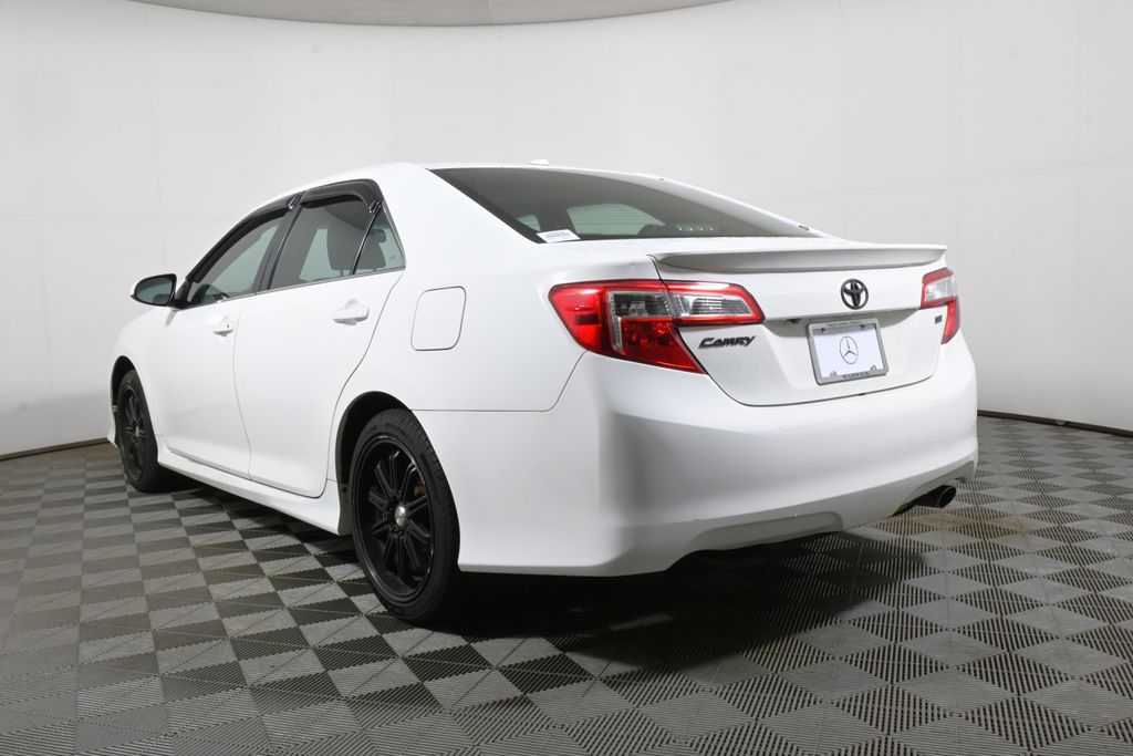 Thumbnail: 2012 Toyota Camry - 5
