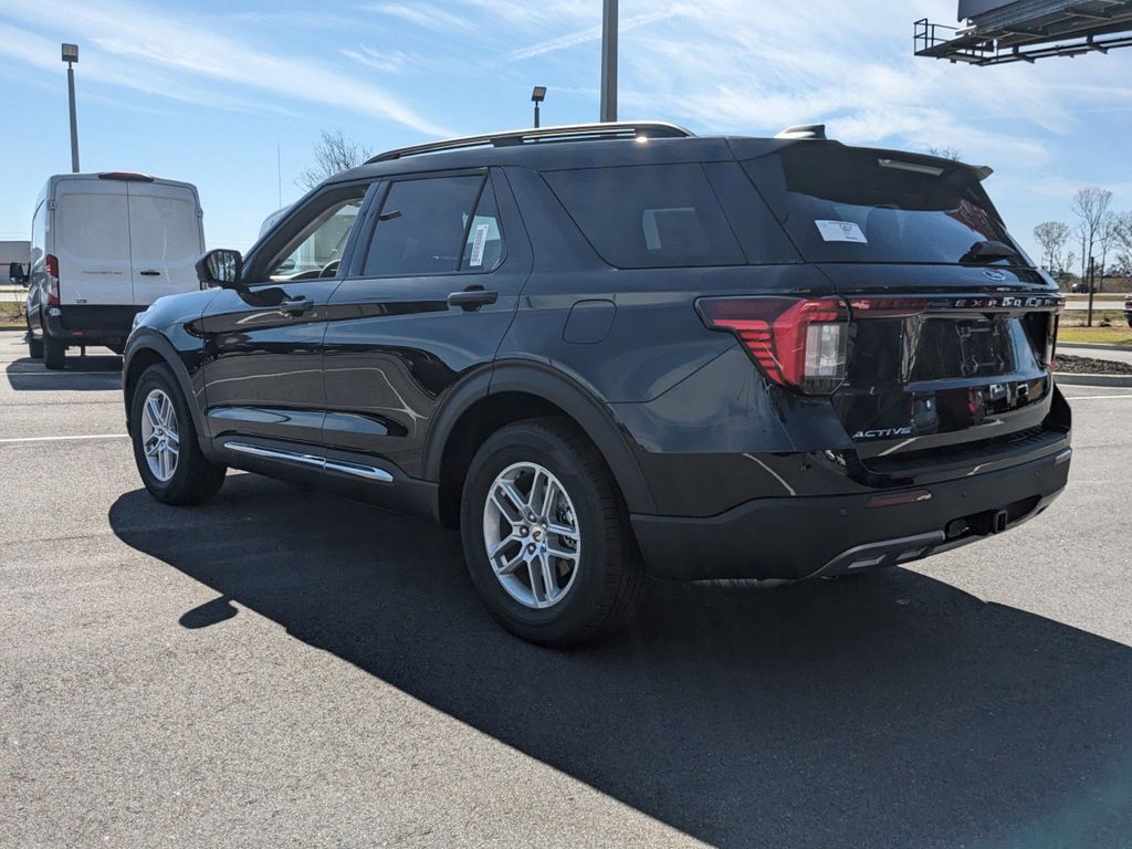 2025 Ford Explorer Active