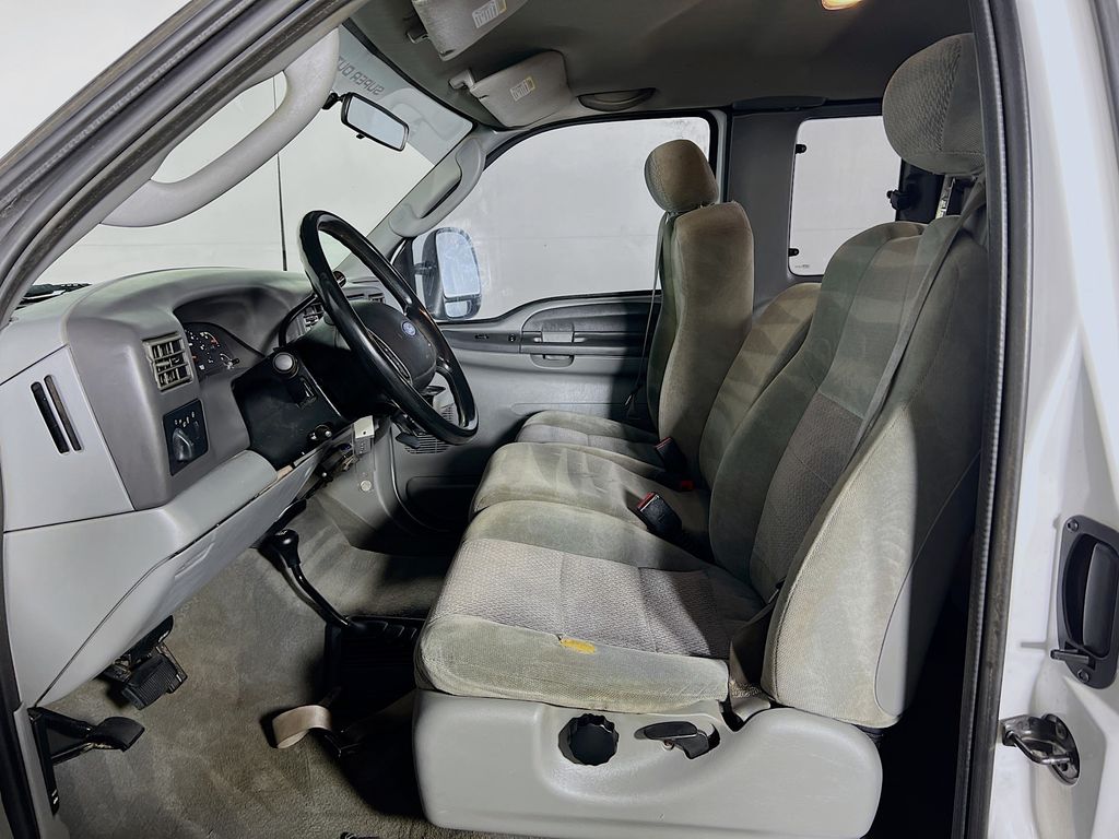 2003 Ford F-250SD XLT