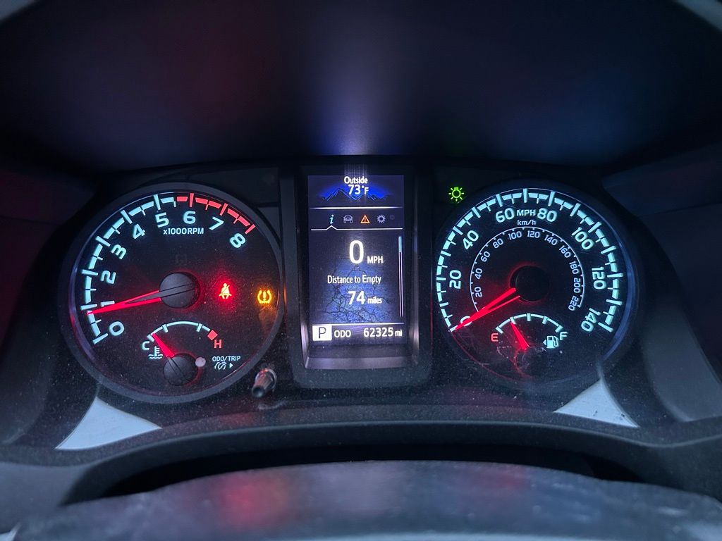 Thumbnail: 2022 Toyota Tacoma - 23