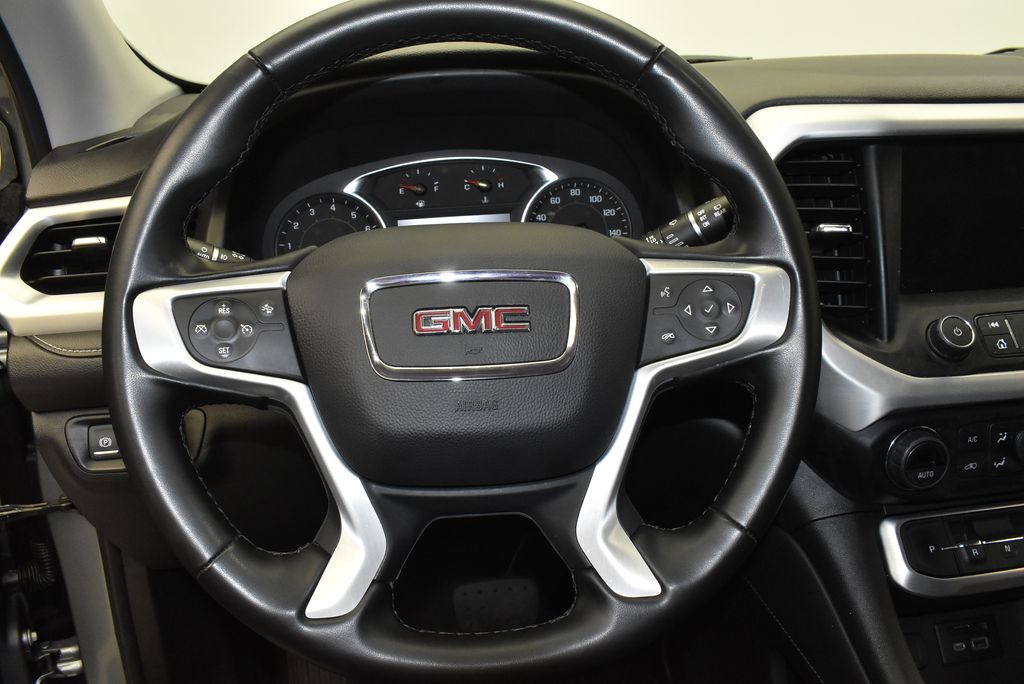 2023 GMC Acadia SLT 15
