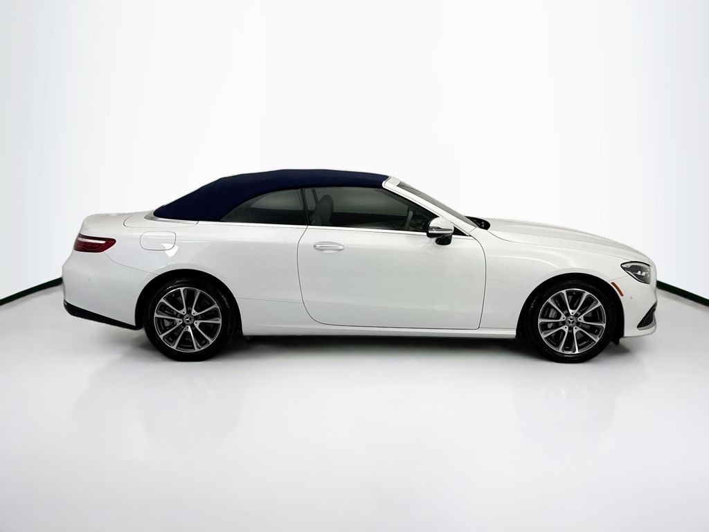 Thumbnail: 2023 Mercedes-Benz E-Class - 12