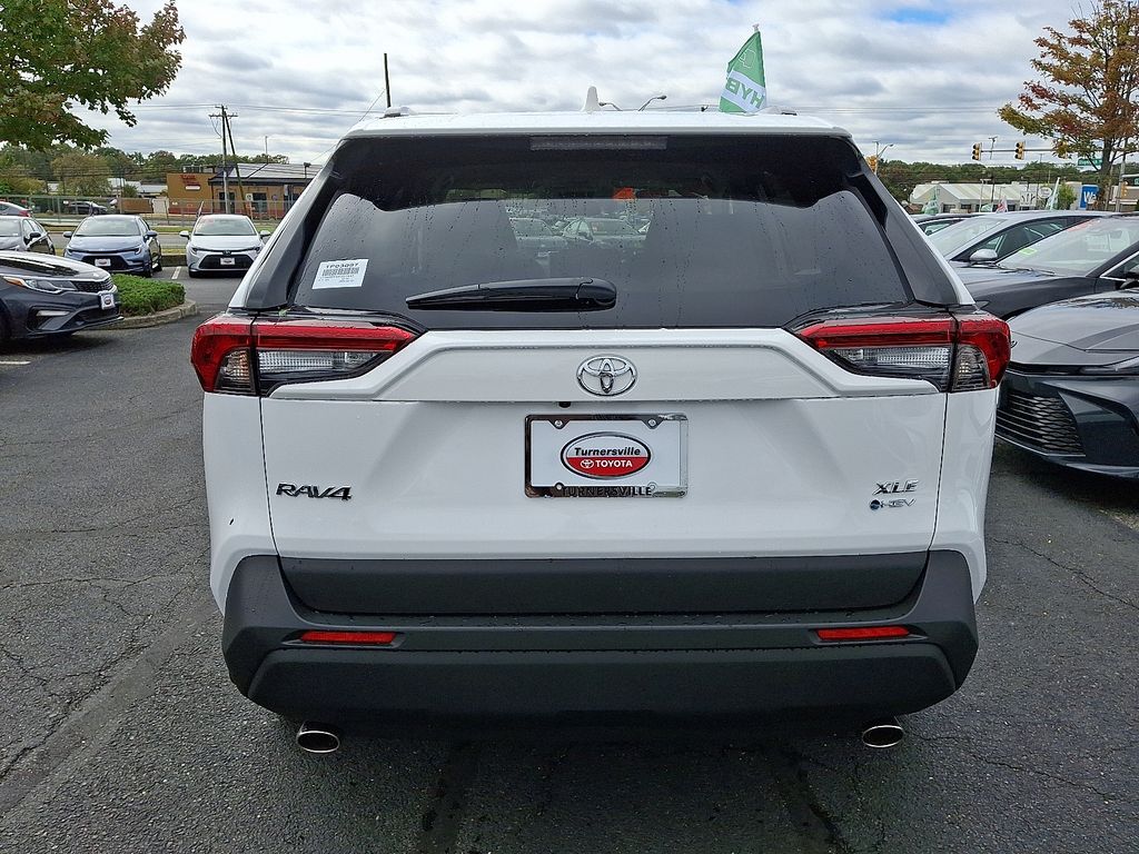 Thumbnail: 2025 Toyota RAV4 - 5
