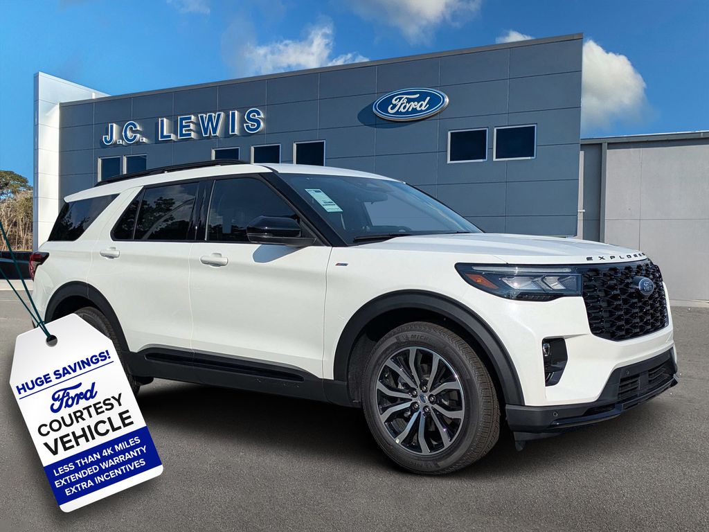 2026 Ford Explorer ST-Line