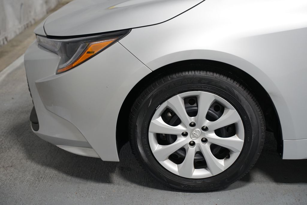 Thumbnail: 2024 Toyota Corolla - 5