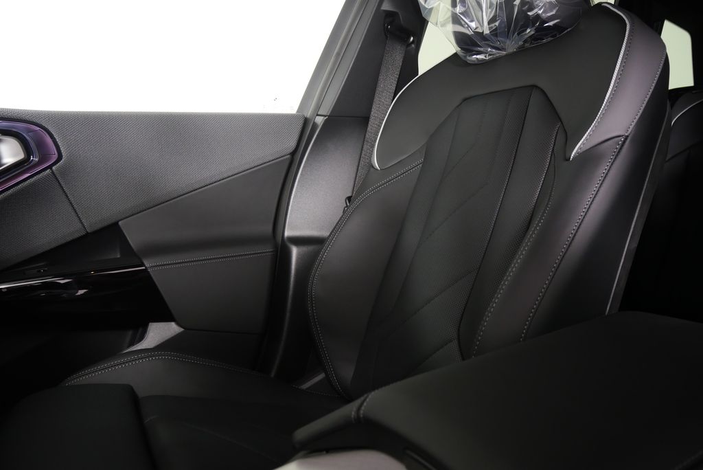 Thumbnail: 2026 BMW X3 - 23