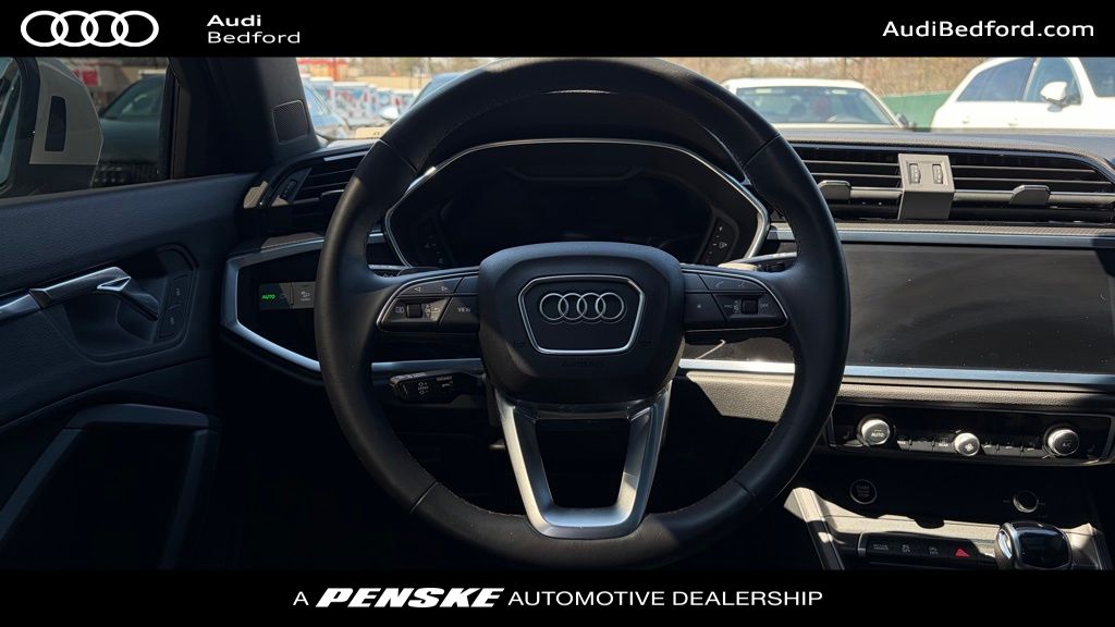 Thumbnail: 2023 Audi Q3 - 25