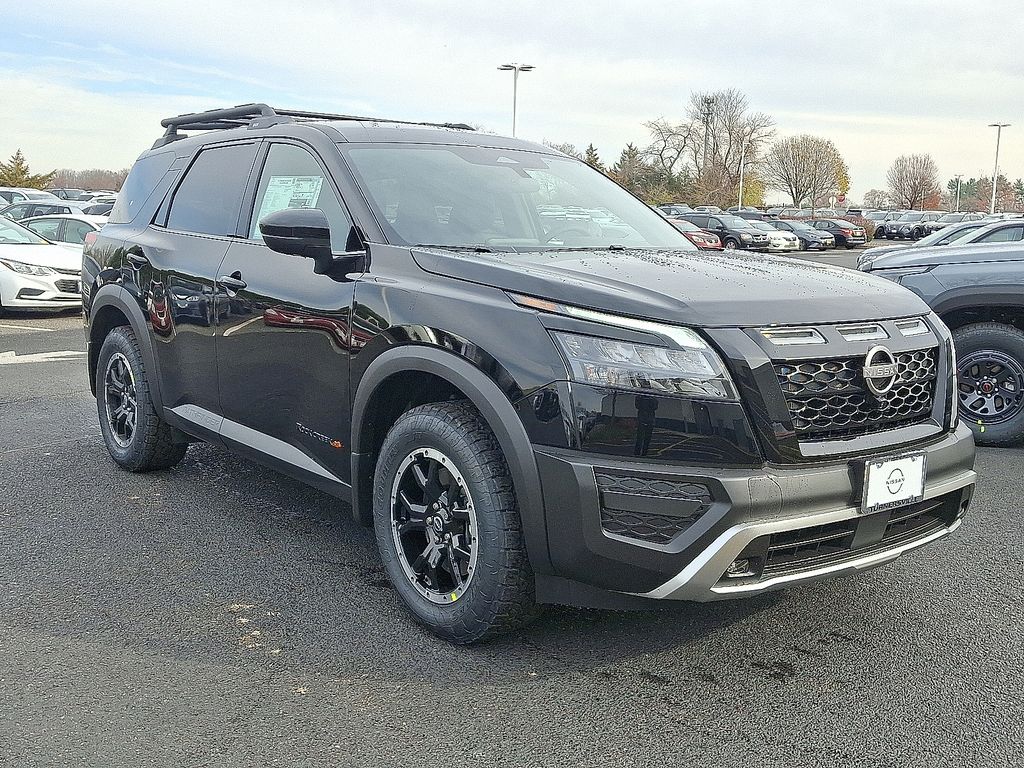 Thumbnail: 2025 Nissan Pathfinder - 3