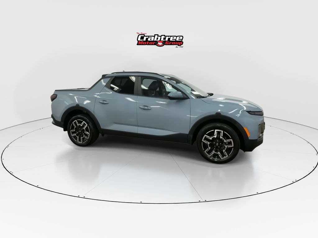Used 2025 Hyundai Santa Cruz Truck