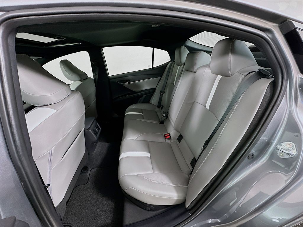 Thumbnail: 2025 Toyota Camry - 25