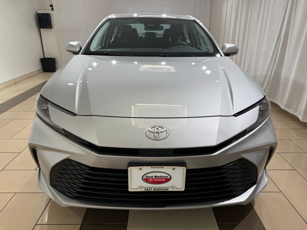 Thumbnail: 2025 Toyota Camry - 8