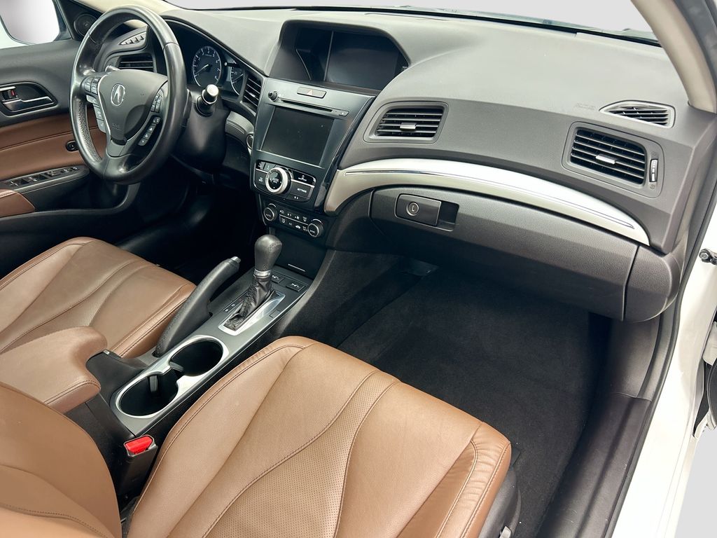 Thumbnail: 2021 Acura ILX - 15