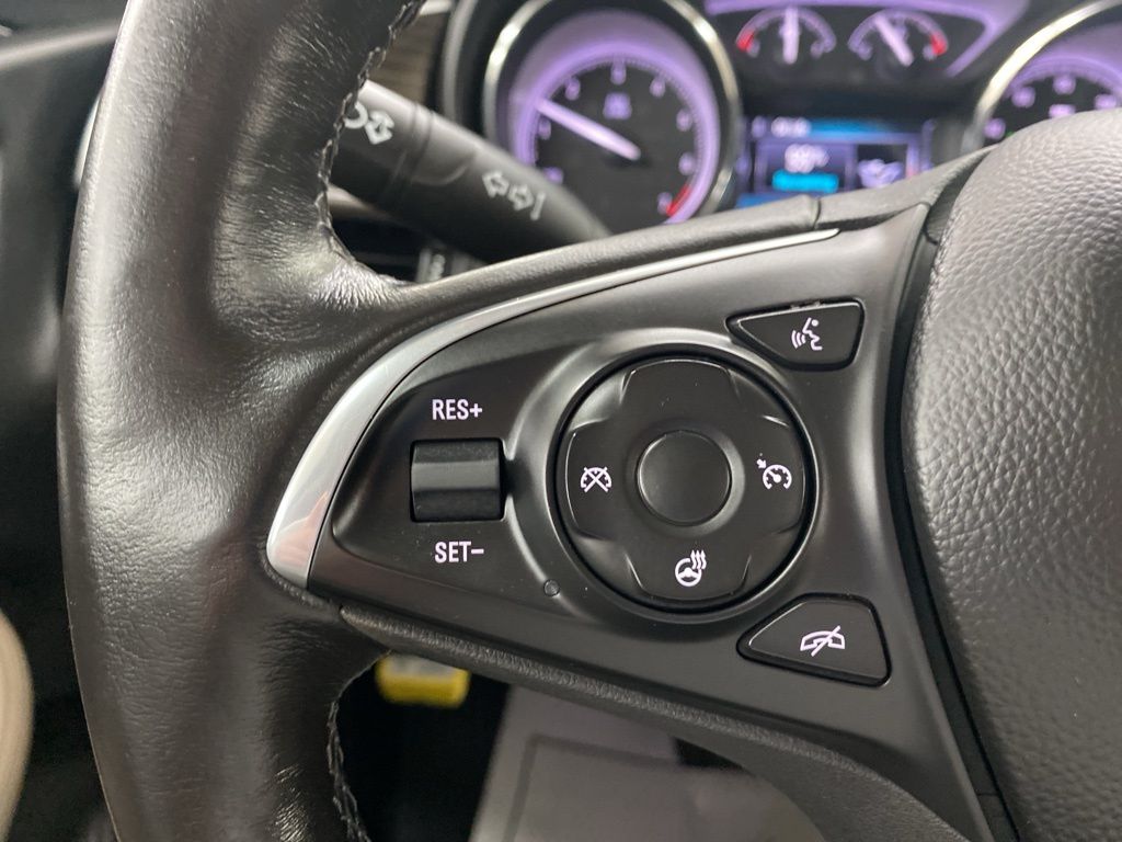 2020 Buick Envision Essence photo
