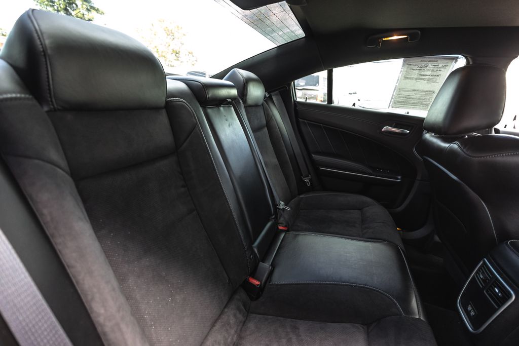 2023 Dodge Charger R/T Scat Pack thumbnail 30