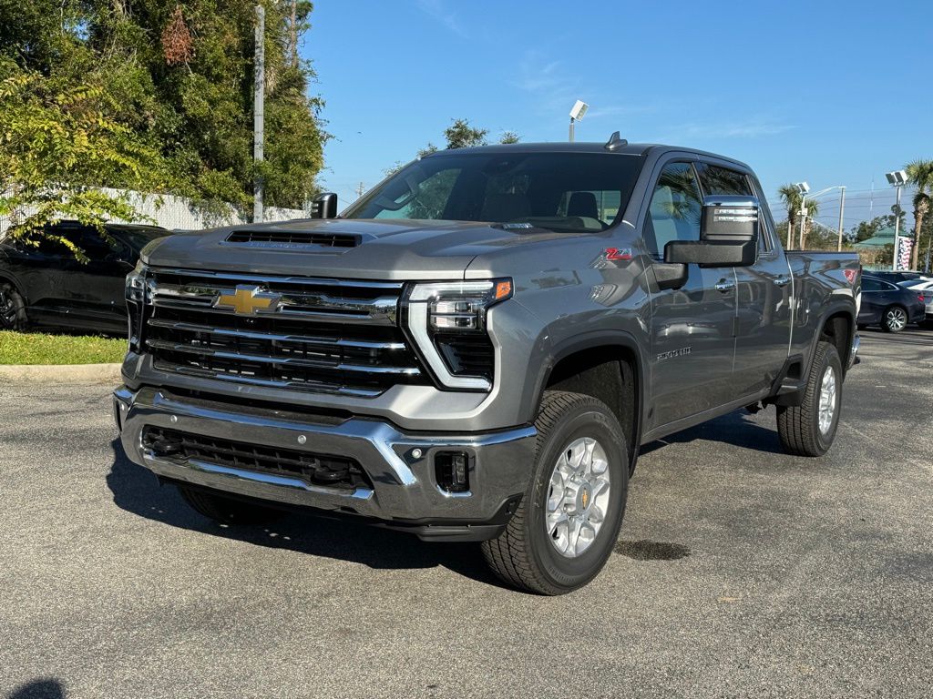 2025 Chevrolet Silverado 2500HD LTZ 4