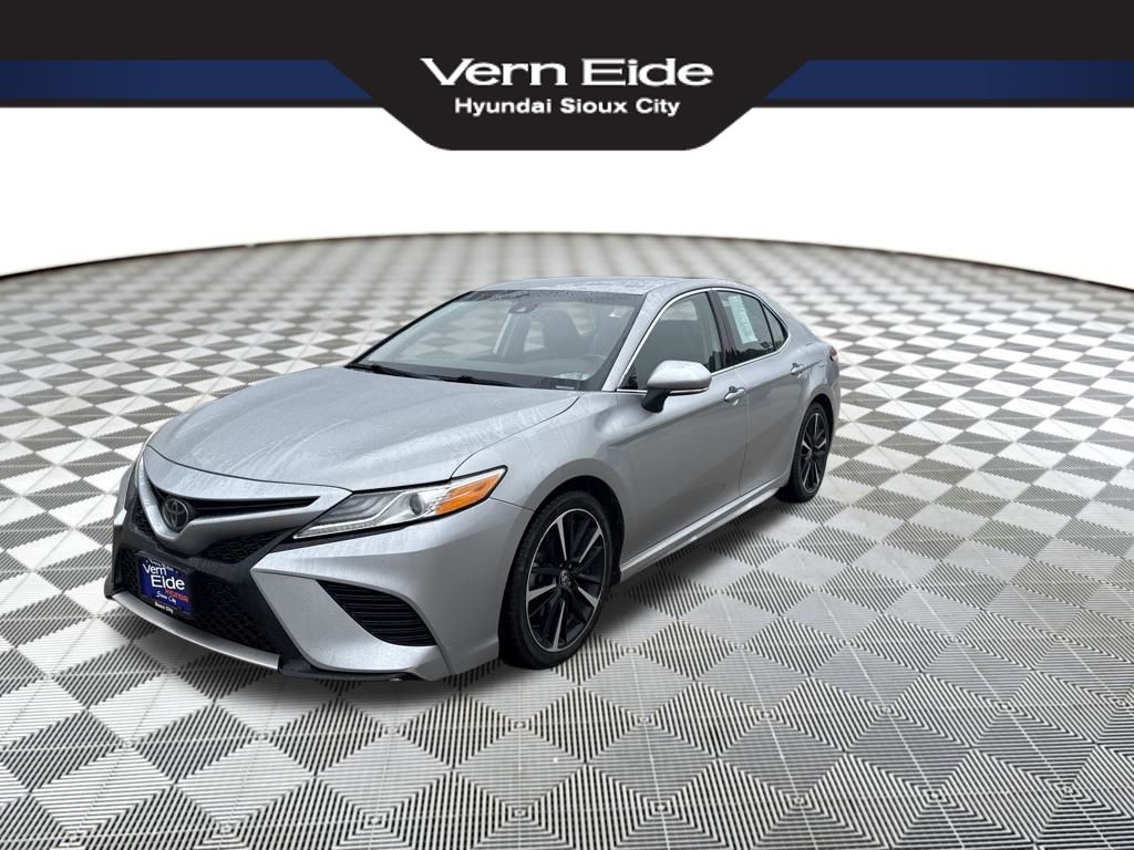 Silver 2020 Toyota Camry XSE FWD Sedan Front-Wheel Drive 8-Speed Automatic