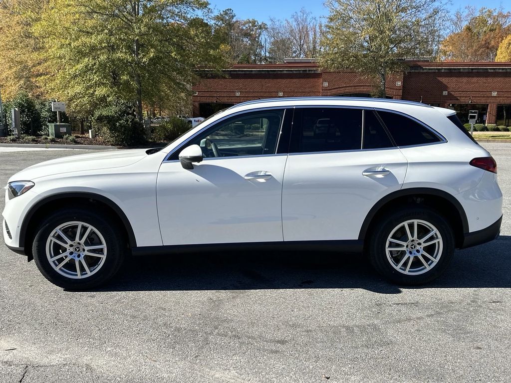 2025 Mercedes-Benz GLC GLC 300 5