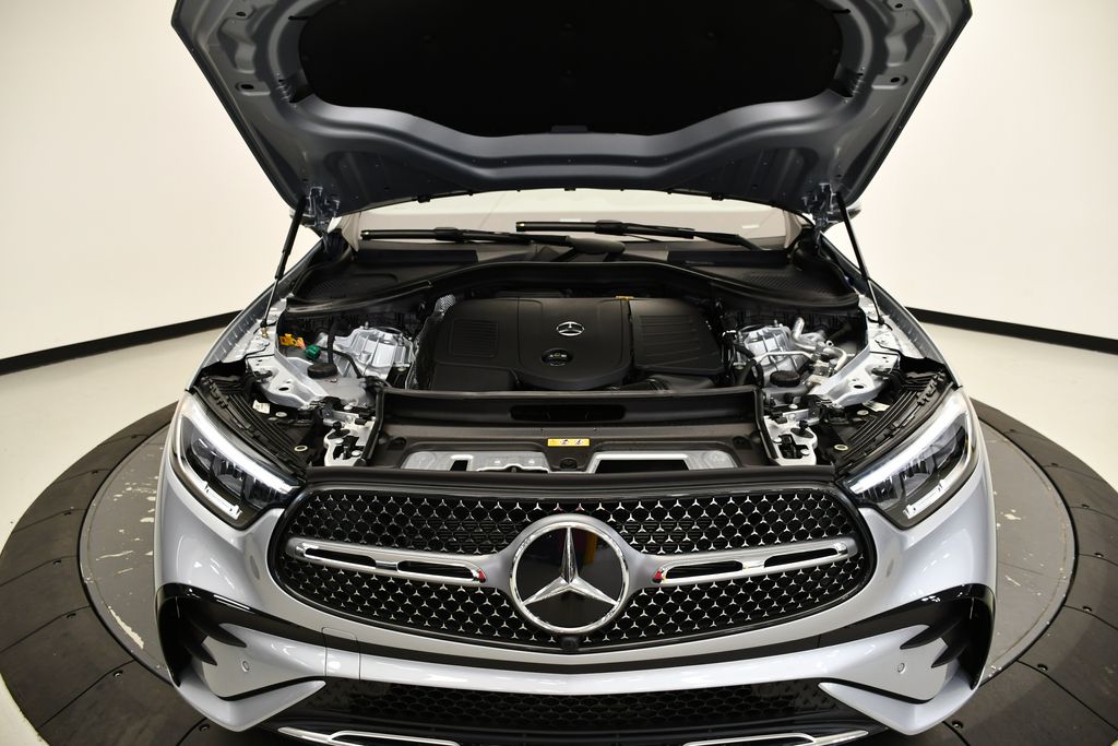 2025 Mercedes-Benz GLC 350 12