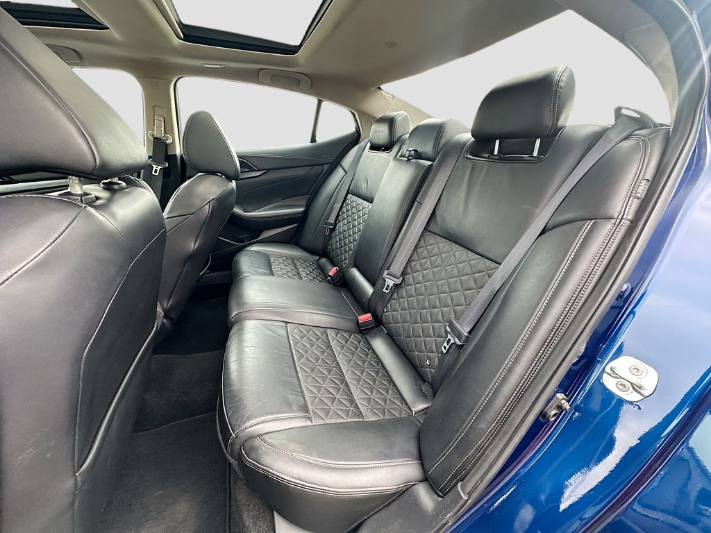 Used 2021 Blue Nissan Platinum image 26