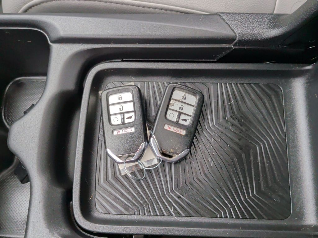 2018 Honda CR-V Touring Silver at Community Honda