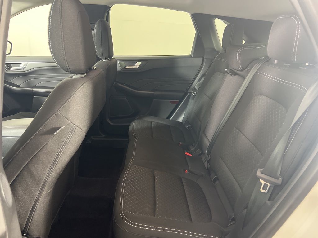 Used 2023 White Ford Active image 28