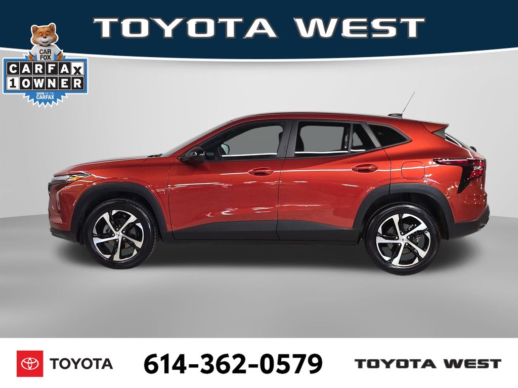 Used 2024 Red Chevrolet 1RS image 10