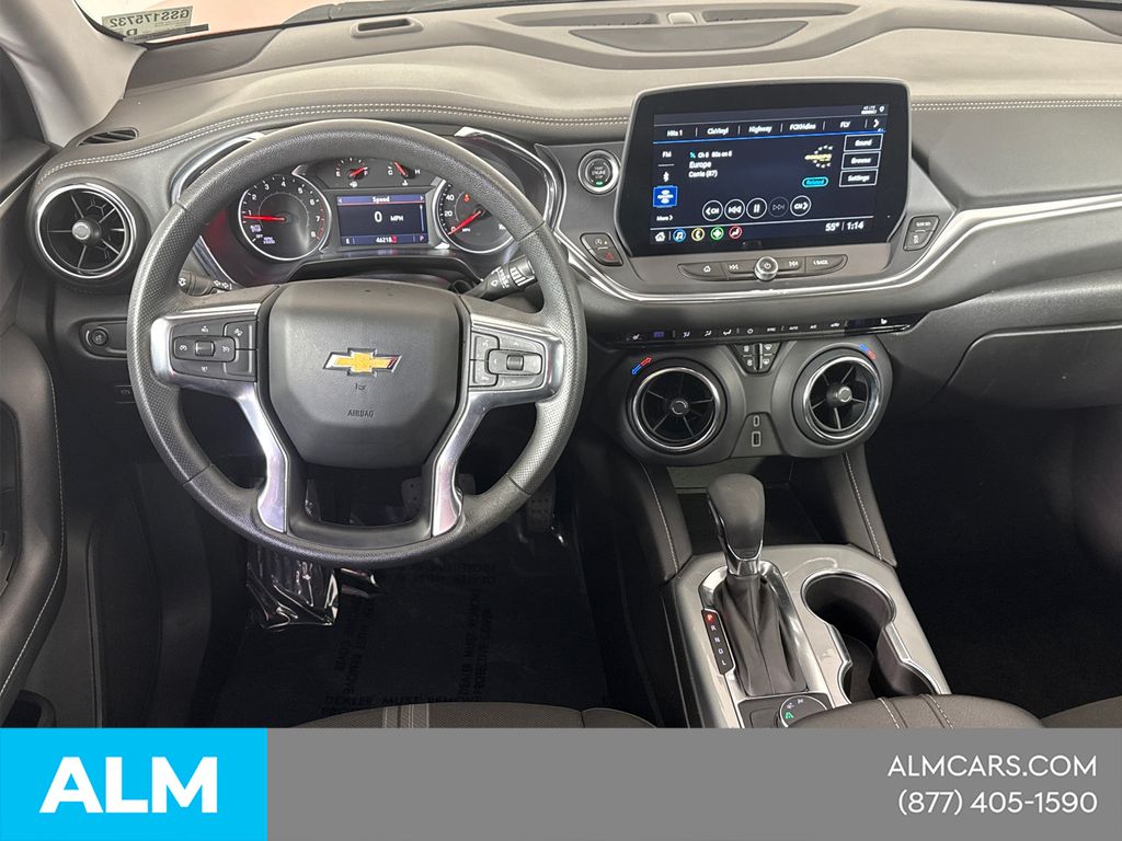 Used 2025 Orange Chevrolet LT image 27