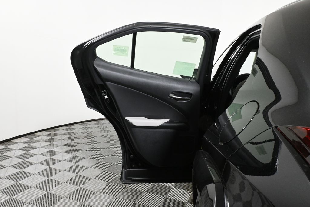 Thumbnail: 2025 Lexus UX - 30