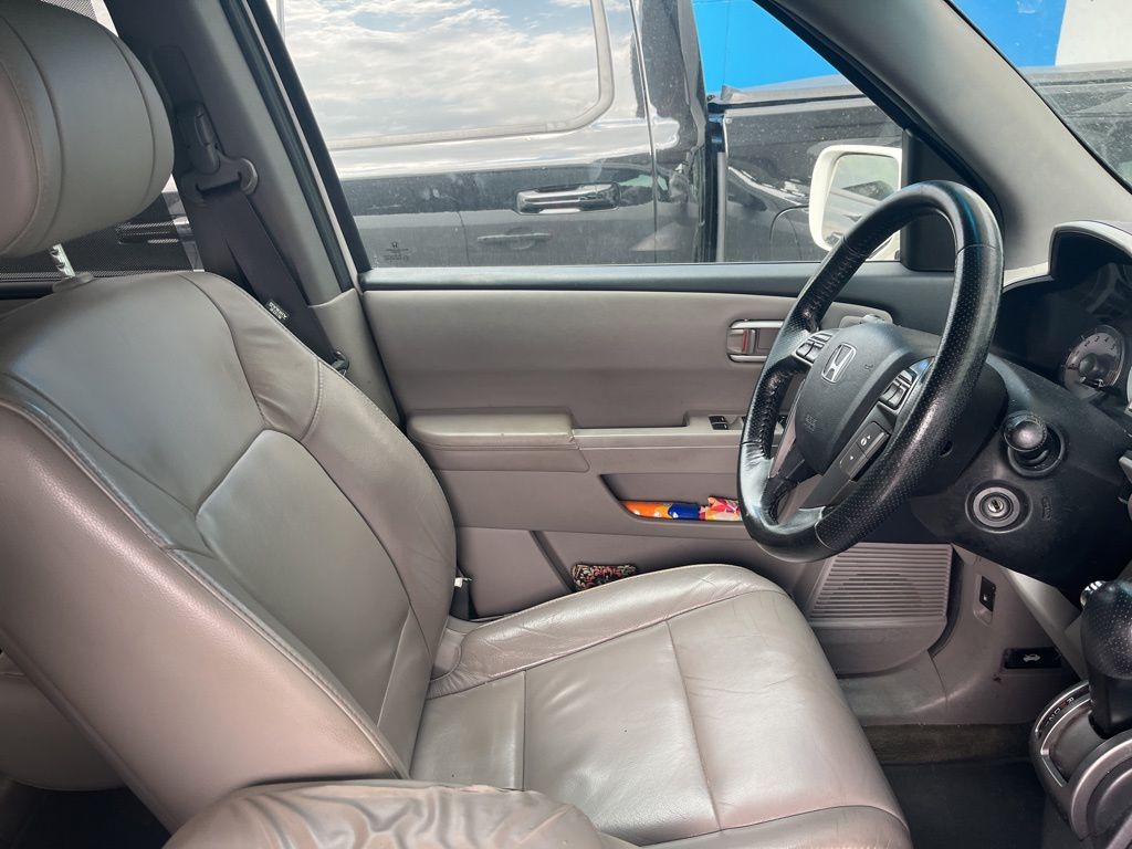 Thumbnail: 2015 Honda Pilot - 4