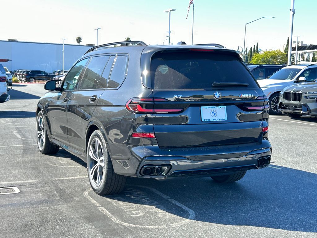 Thumbnail: 2026 BMW X7 - 3