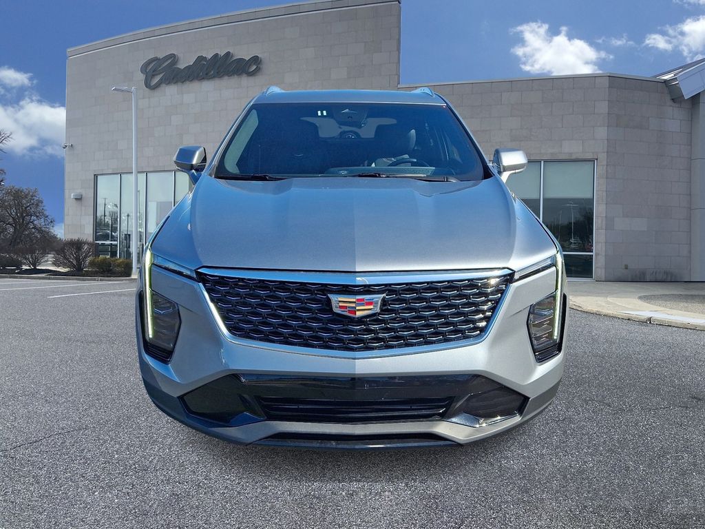 Thumbnail: 2025 Cadillac XT4 - 2