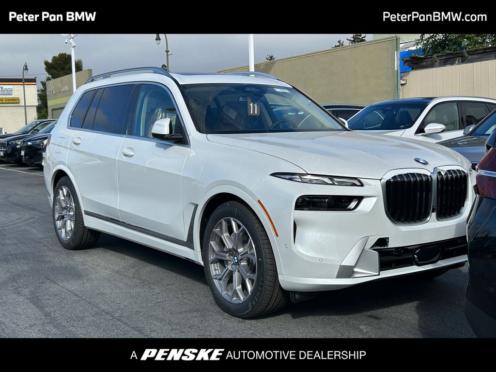 Thumbnail: 2026 BMW X7 - 1