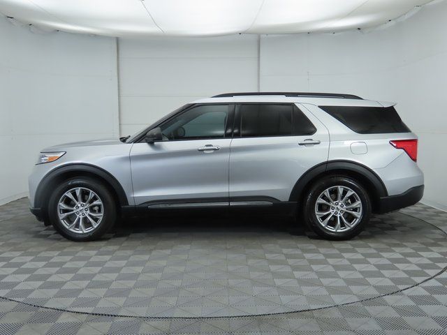 Thumbnail: 2022 Ford Explorer - 8