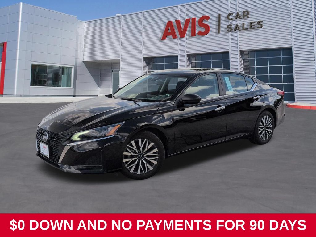 Black 2025 Nissan Altima Sedan Front-Wheel Drive Continuously Variable Transmission