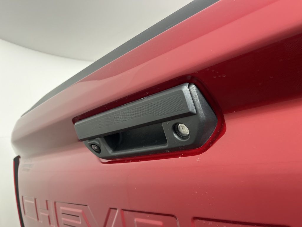 Thumbnail: 2026 Chevrolet Colorado - 17