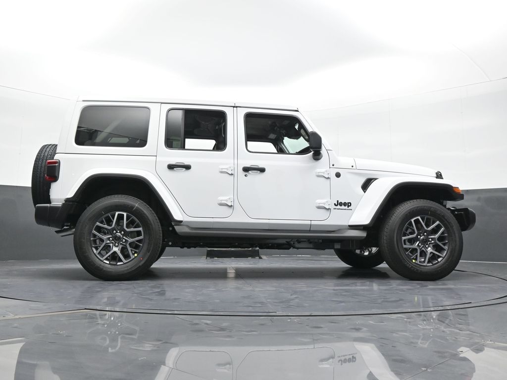 New 2026 Bright White Clearcoat Jeep Sahara image 59