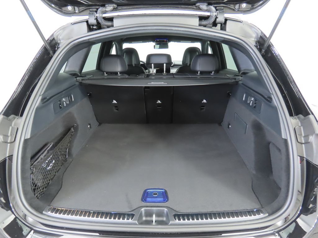 Thumbnail: 2026 Mercedes-Benz GLC - 28