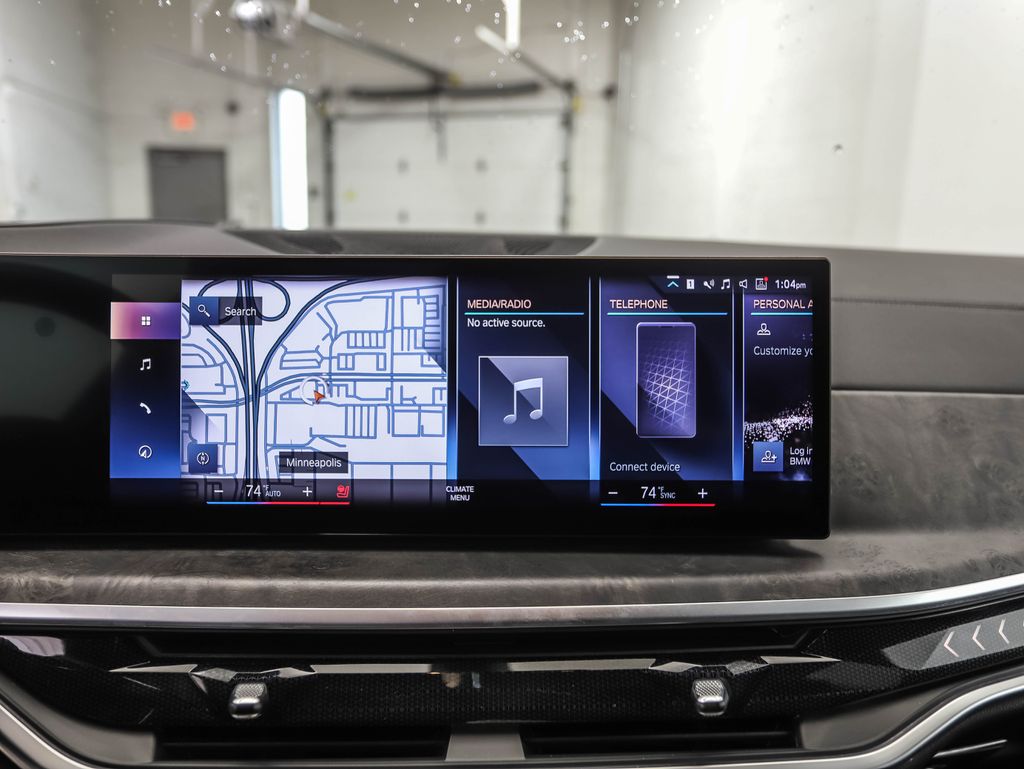 Thumbnail: 2023 BMW X7 - 14